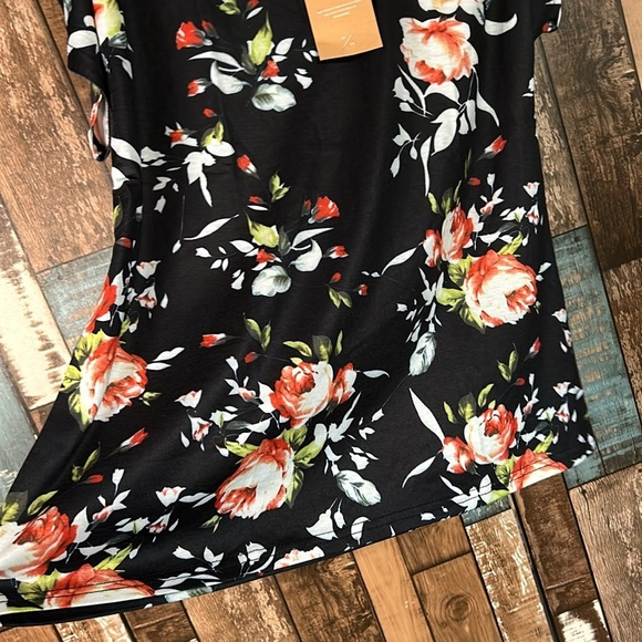 Cyan style medium floral T-shirt top - Picture 9 of 16